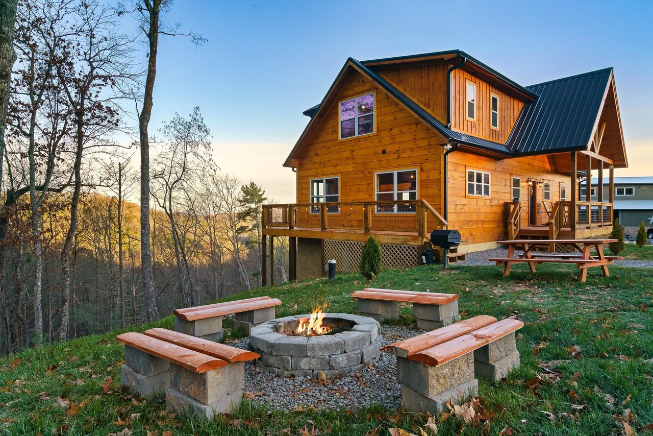 Sit by the fire under the Smoky Mountain stars!