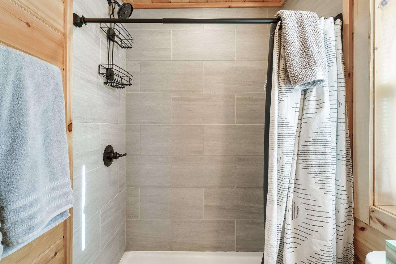 Bath 2: en-suite with standing shower